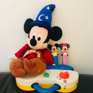 パルキッズからディズニー英語(DWE)に切り替えた理由。バイリンガル夫婦の決断