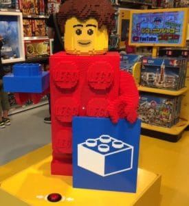 軽井沢アウトレット 子供が大好きlego レゴショップ のご紹介 バイリンガルママライフ