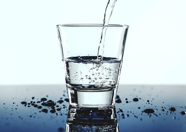 麦茶をお水に替えたら子供の夜のおねしょが無くなったよ