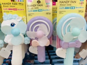 ダイソー100均ハンディファン、ハンド扇風機ディズニープリンセス　かわいい　ユニコーン